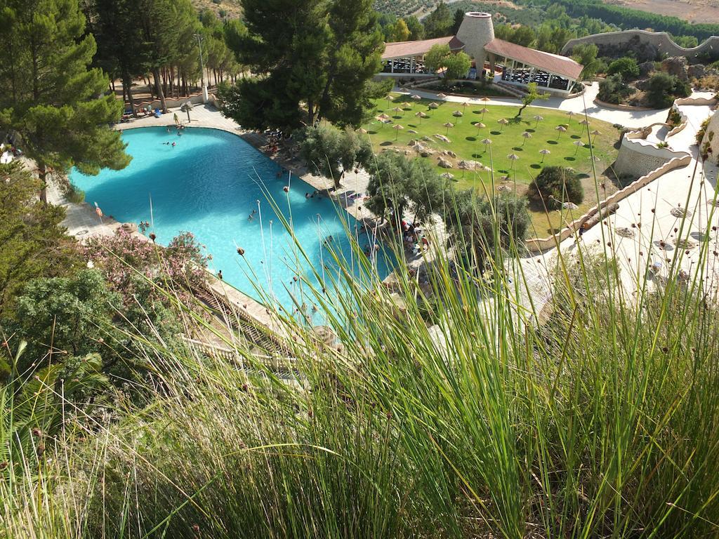 Balneario De Alicun De Las Torres Villanueva de las Torres Zewnętrze zdjęcie