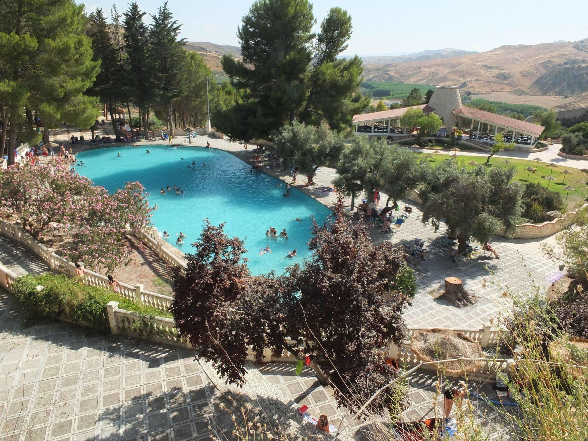 Balneario De Alicun De Las Torres Villanueva de las Torres Zewnętrze zdjęcie